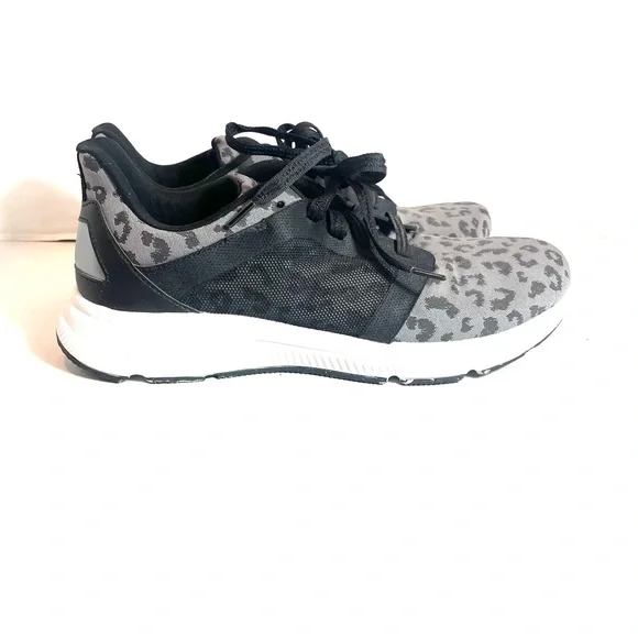 Avia Sneakers Women's Sz. 10 Gray Leopard Print Memory Foam Deluxe Lightweight - Picture 5 of 10